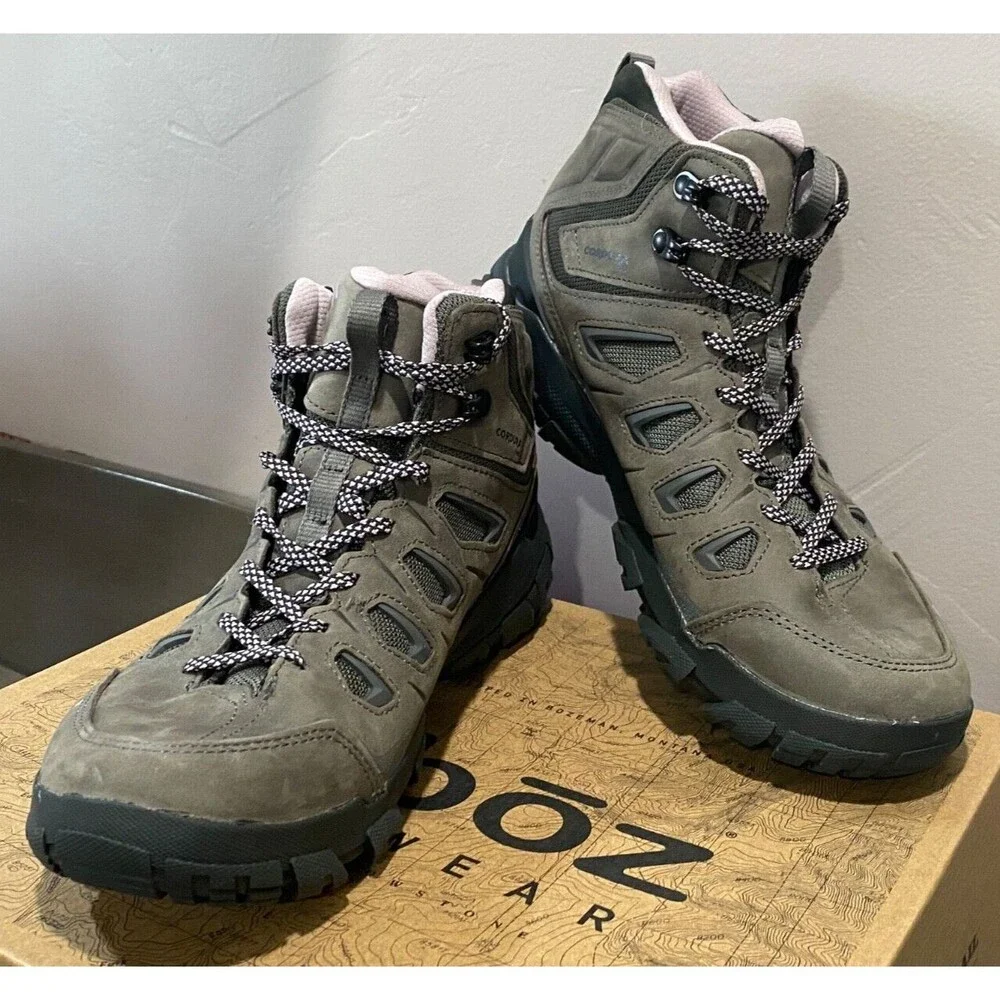 NEW Oboz Sawtooth X Mid Women’s Hiking Boots Shoes #24002 Charcoal Waterproof